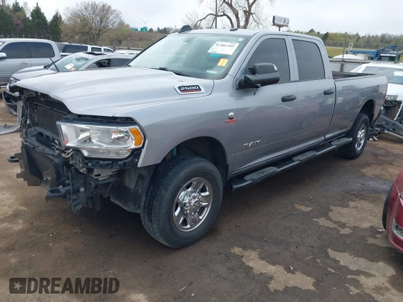2019 Ram 2500 Tradesman with VIN 3C6UR5HL9KG641236, listed as a IAAI auction lot 41888989 with 137,451 mi miles. Bid and sale history available at carsss.com. Image 18.