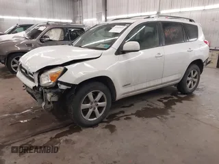 2006 Toyota RAV4 Limited with VIN JTMBK31V165010966, listed as a IAAI auction lot 41461623 with 1 mi miles. Bid and sale history available at carsss.com. Image 18.