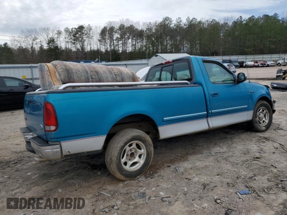 1998 Ford F-150 z VIN 1FTDF17W2WNA09312, wystawiony jako Copart lot #48290845 z przebiegiem 167 417 mil mil oraz Szkoda całkowita • Salvage title. Historia ofert i sprzedaży dostępna na DreamBid. Obrazek 3.