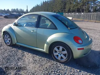 2007 Volkswagen New Beetle Coupe with VIN 3VWRW31C97M519598, listed as a IAAI auction lot 41546315 with 120,216 mi miles. Bid and sale history available at carsss.com. Image 3.