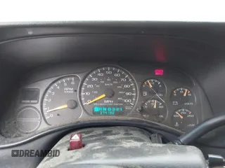 2001 Chevrolet Silverado 1500 LS with VIN 2GCEC19V111175624, listed as a IAAI auction lot 41875058 with 374,190 mi miles. Bid and sale history available at carsss.com. Image 7.