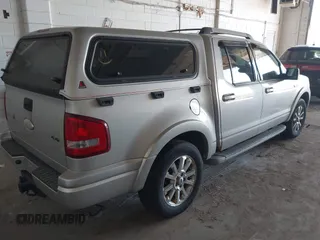 2007 Ford Explorer Sport Trac Limited с VIN 1FMEU538X7UA12762, выставлен на аукционе IAAI как лот 42200886 с пробегом 179 587 миль миль и . История ставок и продаж доступна на DreamBid. Изображение 4.