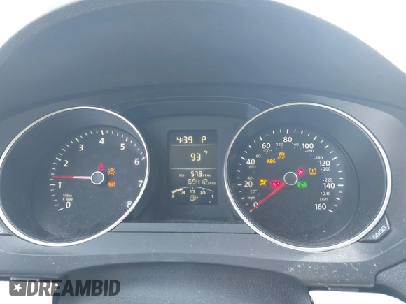 2015 Volkswagen Jetta SE с VIN 3VWD17AJXFM327152, выставлен на аукционе IAAI как лот 42055458 с пробегом 69 412 миль миль и . История ставок и продаж доступна на DreamBid. Изображение 7.