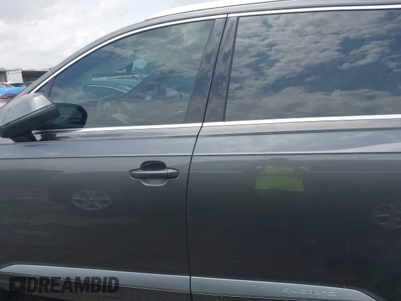 2018 Audi Q7 Prestige with VIN WA1VAAF76JD034803, listed as a IAAI auction lot 42141324 with 126,523 mi miles and . Bid and sale history available at DreamBid. Image 14.