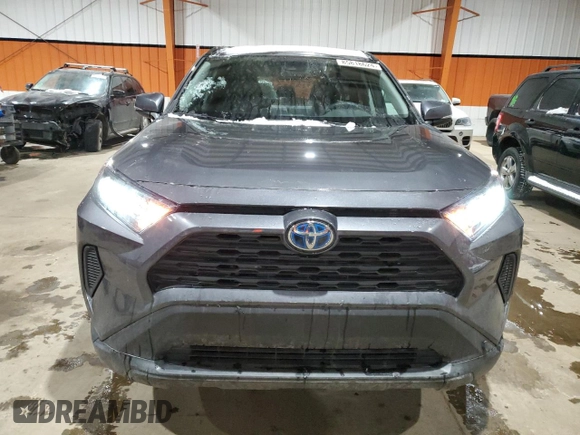2024 Toyota RAV4 Hybrid XLE Premium with VIN 2T3BWRFV4RW189355, listed as a Copart auction lot 85818624 with 32,504 mi miles and Salvage Title. Bid and sale history available at DreamBid. Image 5.