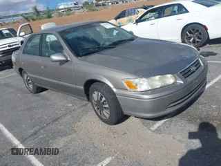 2001 Toyota Camry CE with VIN 4T1BG22K41U044555, listed as a IAAI auction lot 41949013 with 1 mi miles. Bid and sale history available at carsss.com. Image 1.