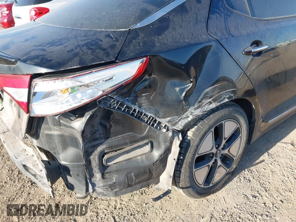 2013 Kia Optima EX with VIN KNAGM4AD8D5053675, listed as a IAAI auction lot 42000423 with 212,320 mi miles and . Bid and sale history available at carsss.com. Image 6.