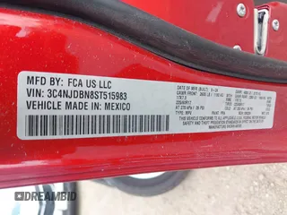 2025 Jeep Compass Latitude с VIN 3C4NJDBN8ST515983, выставлен на аукционе IAAI как лот 42172656 с пробегом 2 836 миль миль и . История ставок и продаж доступна на DreamBid. Изображение 9.