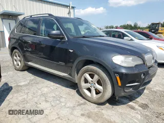 2013 BMW X5 xDrive50i with VIN 5UXZV8C52D0C16163, listed as a Copart auction lot 66049245 with 113,877 mi miles and Clean title. Bid and sale history available at DreamBid. Image 4.