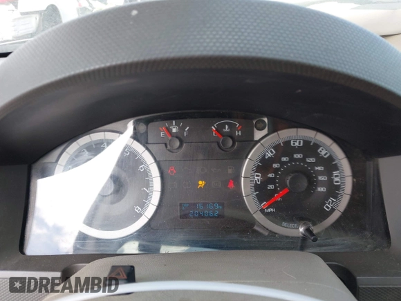 2008 Ford Escape XLS with VIN 1FMCU02Z28KC23844, listed as a IAAI auction lot 42343747 with 204,062 mi miles and . Bid and sale history available at DreamBid. Image 7.