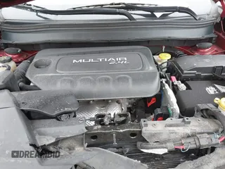 2015 Jeep Cherokee Sport with VIN 1C4PJMAB2FW708811, listed as a IAAI auction lot 42571034 with 116,790 mi miles and . Bid and sale history available at DreamBid. Image 10.
