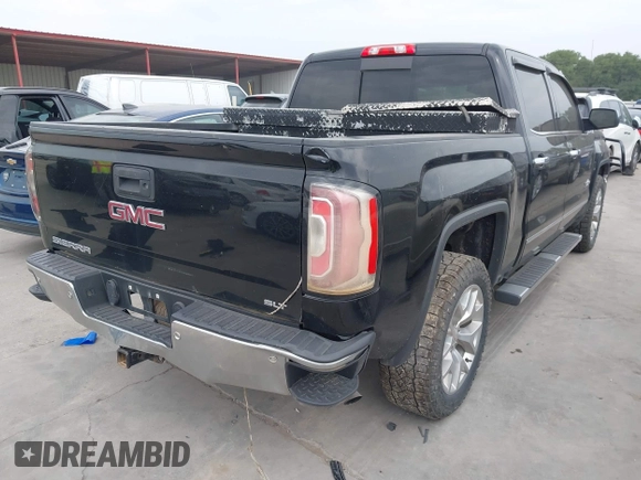 2018 GMC Sierra 1500 SLT z VIN 3GTU2NEC7JG617050, wystawiony jako IAAI lot #42403912 z przebiegiem 215 748 mil mil oraz . Historia ofert i sprzedaży dostępna na DreamBid. Obrazek 4.