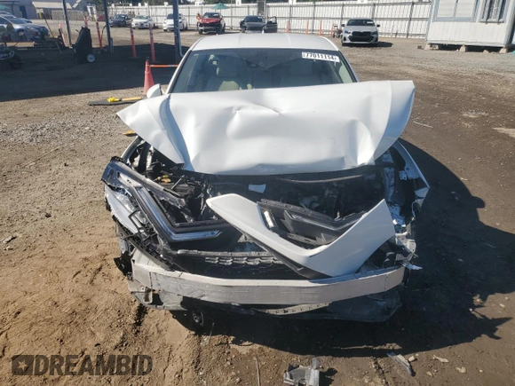 2018 Honda Clarity Plug-In Hybrid Touring with VIN JHMZC5F34JC018982, listed as a Copart auction lot 77011114 with 117,061 mi miles and Salvage Title. Bid and sale history available at carsss.com. Image 5.