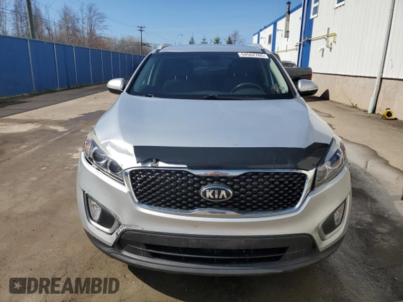 2016 Kia Sorento LX with VIN 5XYPGDA33GG129784, listed as a Copart auction lot 54562765 with 151,932 mi miles and Salvage Title. Bid and sale history available at DreamBid. Image 5.