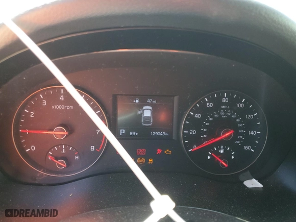 2017 Kia Cadenza Premium with VIN KNALC4J1XH5081667, listed as a Copart auction lot 49970475 with 129,048 mi miles and Salvage Title. Bid and sale history available at carsss.com. Image 9.