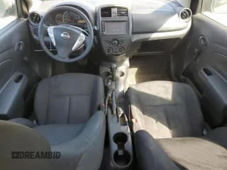 2019 Nissan Versa SV z VIN 3N1CN7AP9KL832688, wystawiony jako Copart lot #50632185 z przebiegiem 79 516 mil mil oraz Szkoda całkowita • Salvage title. Historia ofert i sprzedaży dostępna na DreamBid. Obrazek 8.