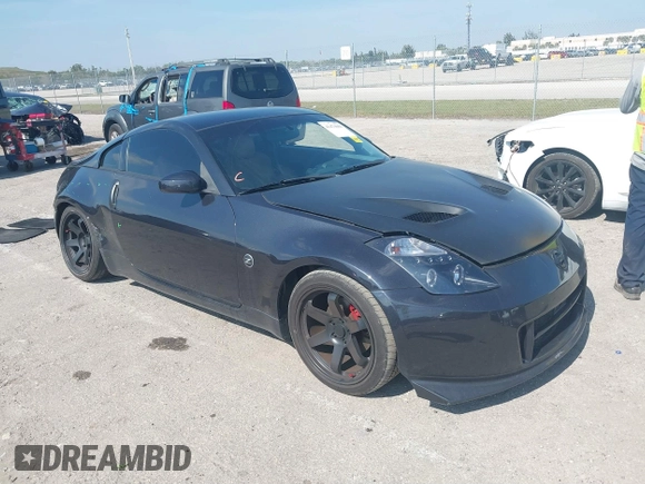 2003 Nissan 350Z Enthusiast with VIN JN1AZ34D83T107831, listed as a IAAI auction lot 41474603 with 135,137 mi miles. Bid and sale history available at carsss.com. Image 1.