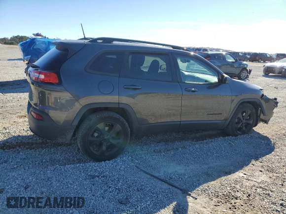 2017 Jeep Cherokee Limited with VIN 1C4PJLDB1HW511072, listed as a Copart auction lot 88026105 with 94,663 mi miles and Salvage Title. Bid and sale history available at carsss.com. Image 3.