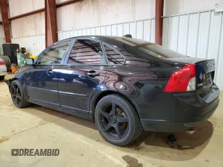 2011 Volvo S40 with VIN YV1672MS3B2539324, listed as a Copart auction lot 41871775 with 191,369 mi miles and Salvage Title. Bid and sale history available at carsss.com. Image 2.