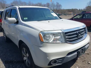 2013 Honda Pilot Touring z VIN 5FNYF4H94DB077831, wystawiony jako IAAI lot #42009788 z przebiegiem 113 365 mil mil oraz . Historia ofert i sprzedaży dostępna na DreamBid. Obrazek 1.