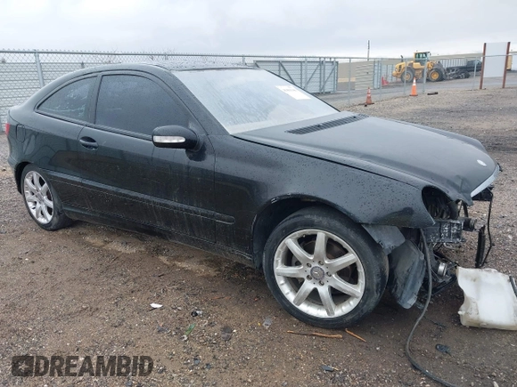 2002 Mercedes-Benz C 230/260/280/320 with VIN WDBRN47J82A263315, listed as a IAAI auction lot 41431146 with Not Provided miles and . Bid and sale history available at DreamBid. Image 1.