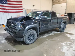 2021 Toyota Tacoma SR z VIN 3TYSZ5AN5MT026736, wystawiony jako Copart lot #44006845 z przebiegiem 73 759 mil mil oraz Szkoda całkowita • Salvage title. Historia ofert i sprzedaży dostępna na DreamBid. Obrazek 1.