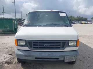 2007 Ford Econoline Cargo Commercial with VIN 1FTNE24W27DA99831, listed as a IAAI auction lot 42292439 with 280,756 mi miles and . Bid and sale history available at DreamBid. Image 6.