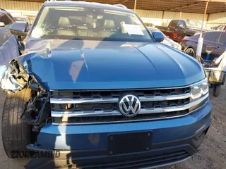 2019 Volkswagen Atlas SE z VIN 1V2WR2CA8KC532337, wystawiony jako IAAI lot #41771769 z przebiegiem 97 301 mil mil oraz . Historia ofert i sprzedaży dostępna na DreamBid. Obrazek 13.