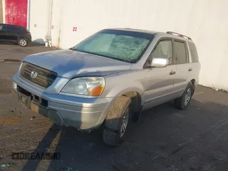 2005 Honda Pilot EX-L z VIN 2HKYF18685H542800, wystawiony jako IAAI lot #41473958 z przebiegiem Nie podano mil oraz . Historia ofert i sprzedaży dostępna na DreamBid. Obrazek 2.