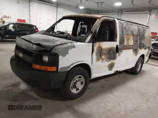 2007 Chevrolet Express Cargo z VIN 1GCGG25V571161541, wystawiony jako IAAI lot #42070572 z przebiegiem Nie podano mil oraz . Historia ofert i sprzedaży dostępna na DreamBid. Obrazek 2.