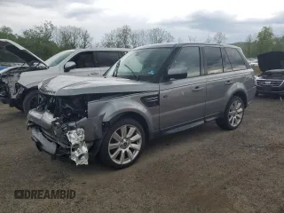 2013 Land Rover Range Rover Sport HSE z VIN SALSF2D40DA799657, wystawiony jako Copart lot #56318965 z przebiegiem 132 182 mil mil oraz Szkody całkowita. Historia ofert i sprzedaży dostępna na DreamBid. Obrazek 1.