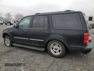 2001 Ford Expedition XLT z VIN 1FMRU15W31LB70007, wystawiony jako Copart lot #43296465 z przebiegiem 192 800 mil mil oraz Nie do naprawy • Non repairable. Historia ofert i sprzedaży dostępna na DreamBid. Obrazek 2.