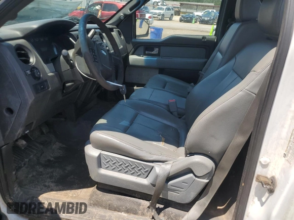 2013 Ford F-150 XL with VIN 1FTNF1CF6DKE49056, listed as a Copart auction lot 61586225 with 1,700,870 mi miles and Clean title. Bid and sale history available at DreamBid. Image 7.