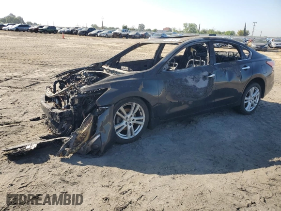 2013 Nissan Altima SV z VIN 1N4BL3AP8DC154513, wystawiony jako Copart lot #55636145 z przebiegiem Nie podano mil oraz Nie do naprawy • Non repairable. Historia ofert i sprzedaży dostępna na DreamBid. Obrazek 1.