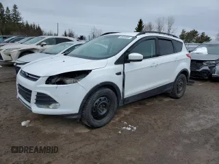 2016 Ford Escape SE with VIN 1FMCU9GX3GUB01301, listed as a Copart auction lot 46680005 with 234,094 mi miles and Salvage Title. Bid and sale history available at carsss.com. Image 1.