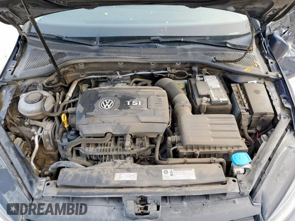 2018 Volkswagen Golf S z VIN 3VWG17AU1JM263597, wystawiony jako Copart lot #54077065 z przebiegiem 63 550 mil mil oraz Szkoda całkowita • Salvage title. Historia ofert i sprzedaży dostępna na DreamBid. Obrazek 11.