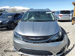2020 Chrysler Pacifica Limited z VIN 2C4RC1GG5LR143740, wystawiony jako Copart lot #50421015 z przebiegiem 97 006 mil mil oraz Szkoda całkowita • Salvage title. Historia ofert i sprzedaży dostępna na DreamBid. Obrazek 5.