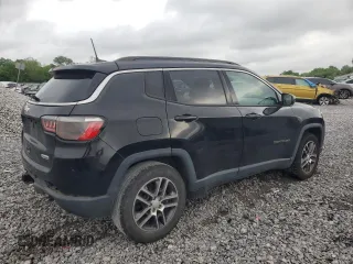 2018 Jeep Compass Latitude z VIN 3C4NJCBB6JT136804, wystawiony jako Copart lot #54146235 z przebiegiem 71 436 mil mil oraz Szkoda całkowita • Salvage title. Historia ofert i sprzedaży dostępna na DreamBid. Obrazek 3.