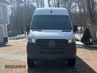 2022 Mercedes-Benz Sprinter with VIN W1Y4ECVY0NT105206, listed as a Copart auction lot 52155085 with 12,000 mi miles and Clean Title. Bid and sale history available at DreamBid. Image 11.