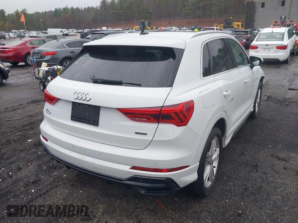 2020 Audi Q3 S line Prestige z VIN WA1FECF32L1105422, wystawiony jako IAAI lot #41974815 z przebiegiem 27 627 mil mil oraz . Historia ofert i sprzedaży dostępna na DreamBid. Obrazek 4.