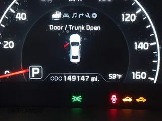 2014 Kia Cadenza Premium with VIN KNALN4D78E5132802, listed as a IAAI auction lot 41589953 with 149,147 mi miles. Bid and sale history available at carsss.com. Image 15.