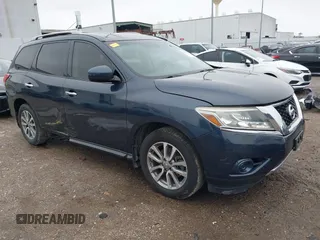 2016 Nissan Pathfinder SV with VIN 5N1AR2MNXGC644668, listed as a IAAI auction lot 41427317 with 144,983 mi miles. Bid and sale history available at carsss.com. Image 1.