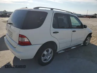 2005 Mercedes-Benz M-Class 3.7L with VIN 4JGAB57E55A559036, listed as a Copart auction lot 83024234 with 164,454 mi miles and Salvage Title. Bid and sale history available at carsss.com. Image 3.