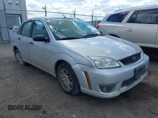 2006 Ford Focus S with VIN 1FAFP34N86W204778, listed as a IAAI auction lot 42128137 with 99,092 mi miles and . Bid and sale history available at carsss.com. Image 1.