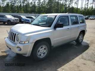 2010 Jeep Patriot Sport z VIN 1J4NF2GB1AD649544, wystawiony jako Copart lot #55086225 z przebiegiem 98 944 mil mil oraz Szkoda całkowita • Salvage title. Historia ofert i sprzedaży dostępna na DreamBid. Obrazek 1.
