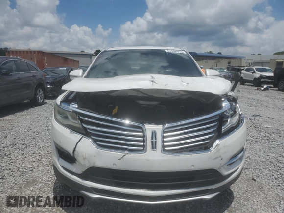 2017 Lincoln MKC Reserve with VIN 5LMCJ3C9XHUL19165, listed as a Copart auction lot 61538025 with 130,041 mi miles and Salvage title. Bid and sale history available at DreamBid. Image 5.