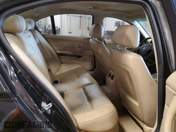 2011 BMW 3 Series 328i xDrive with VIN WBAPK5C54BA662297, listed as a Copart auction lot 53791725 with 210,616 mi miles and Clean Title. Bid and sale history available at DreamBid. Image 10.