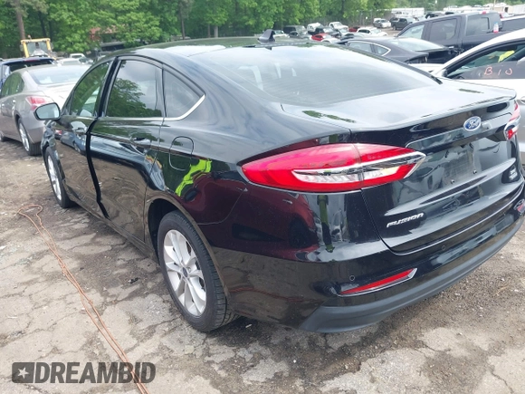 2020 Ford Fusion SE with VIN 3FA6P0LU9LR234832, listed as a IAAI auction lot 42092141 with 54,866 mi miles and . Bid and sale history available at carsss.com. Image 3.