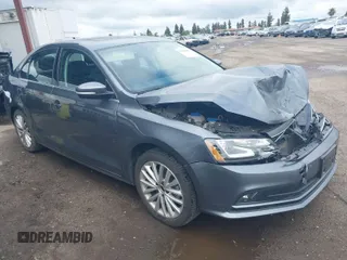 2016 Volkswagen Jetta Sedan 1.8T SEL with VIN 3VWL17AJ4GM331002, listed as a IAAI auction lot 41939962 with 40,344 mi miles. Bid and sale history available at carsss.com. Image 1.