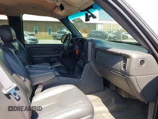 2005 Chevrolet Silverado 1500 Z71 with VIN 1GCEK19B75E244457, listed as a IAAI auction lot 42046621 with 262,519 mi miles and . Bid and sale history available at DreamBid. Image 5.